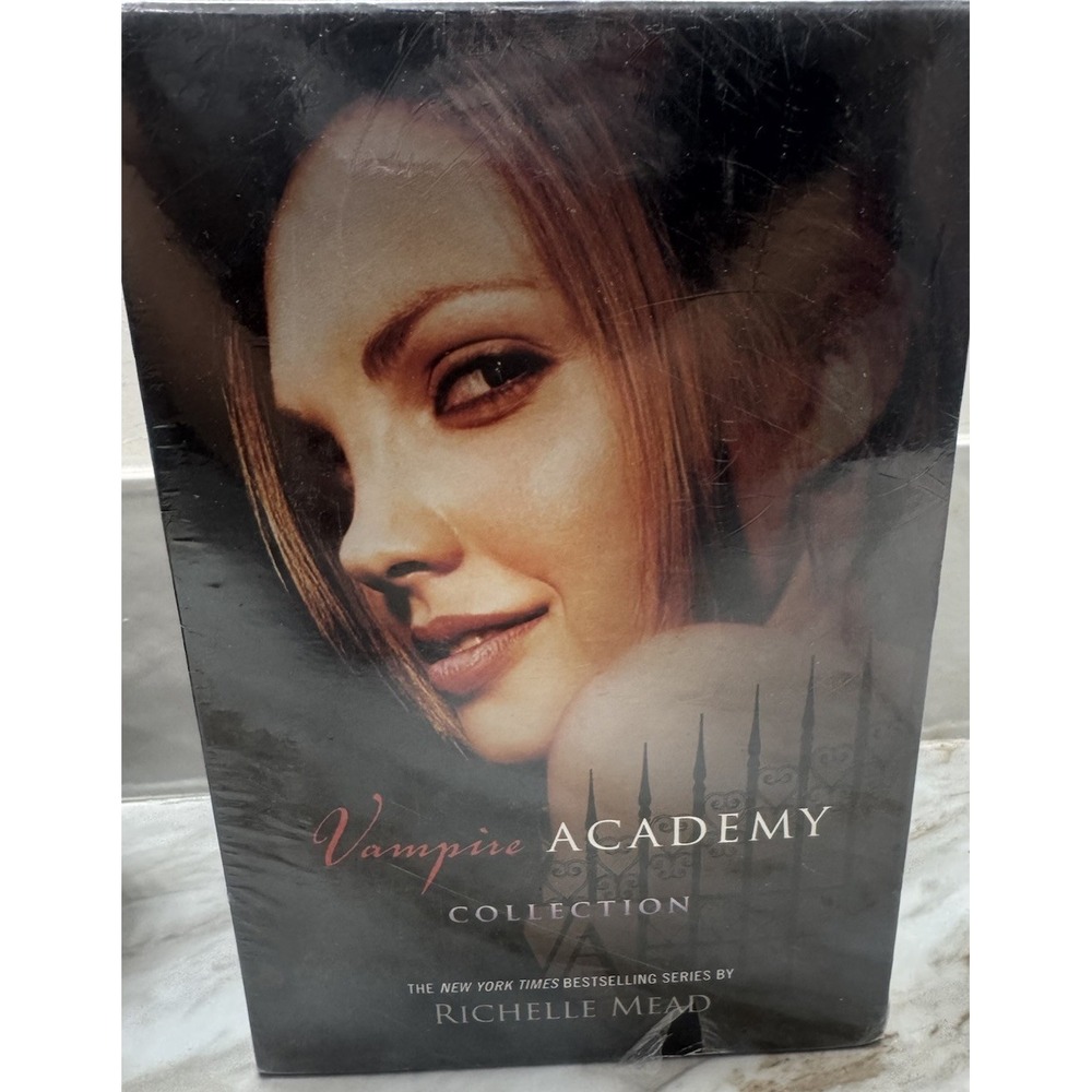 NEW Vampire Academy Collection (3 Books) Richelle Mead Vampire Frostbite Shadow